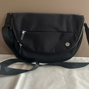 LULULEMON All Night Festival Bag 5L NEW